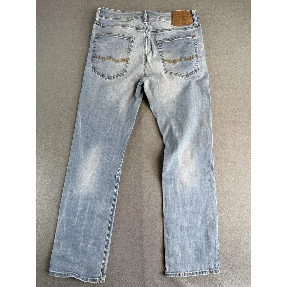 American Eagle Original Boot Jeans Mens 31x32 Light Blue Bootcut Active Flex